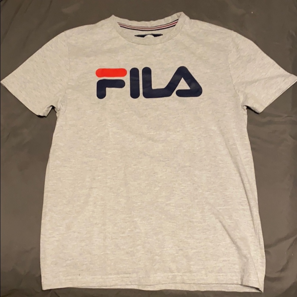 ❣️FILA Logo Tshirt❣️ Super cute!!!